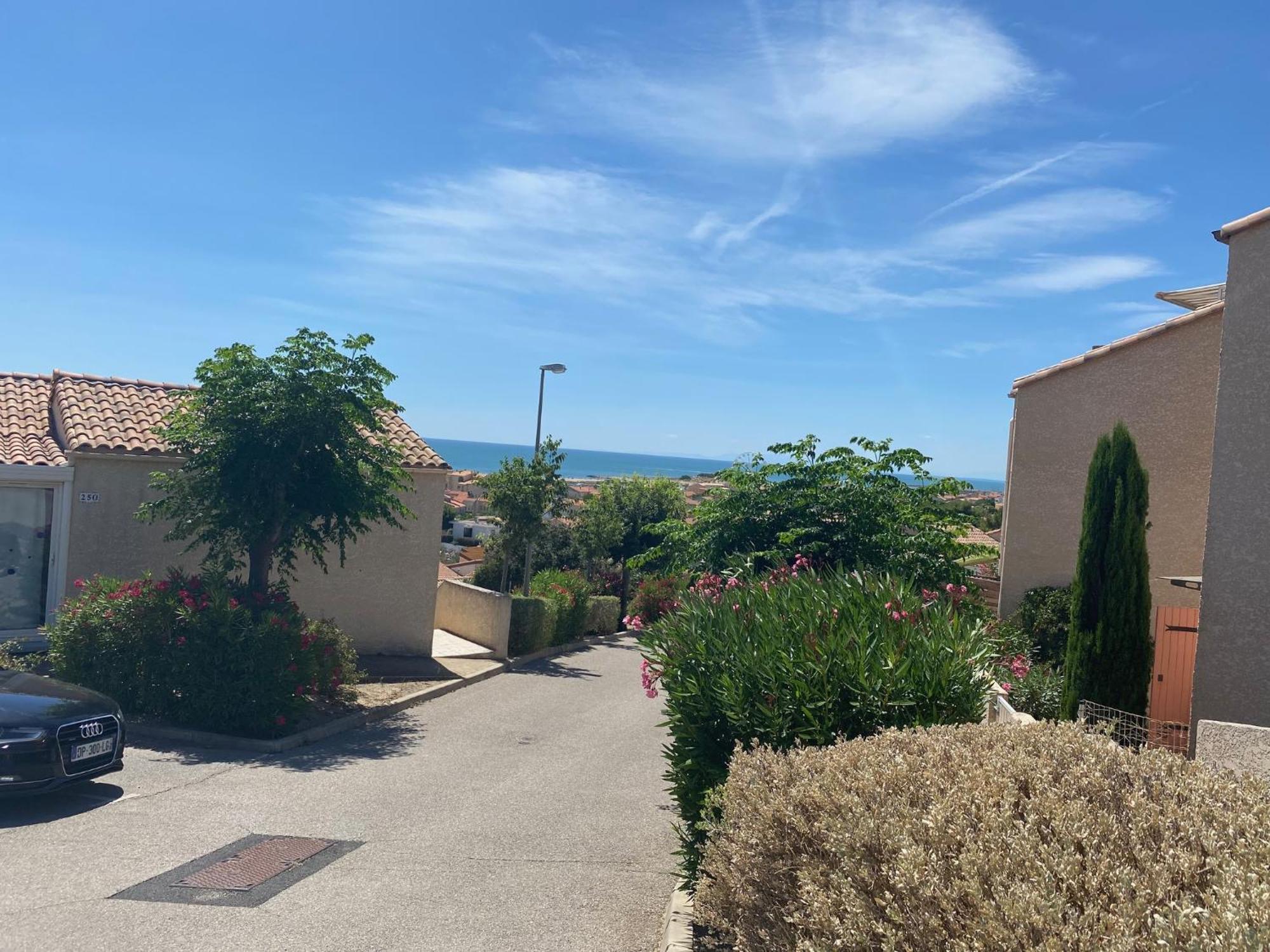 T3 Vue Mer Et Plage, Avec Wifi Et Parking Saint-Pierre-la-Mer  Exterior photo