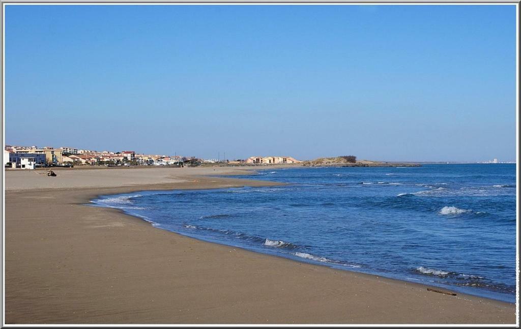 T3 Vue Mer Et Plage, Avec Wifi Et Parking Saint-Pierre-la-Mer  Exterior photo